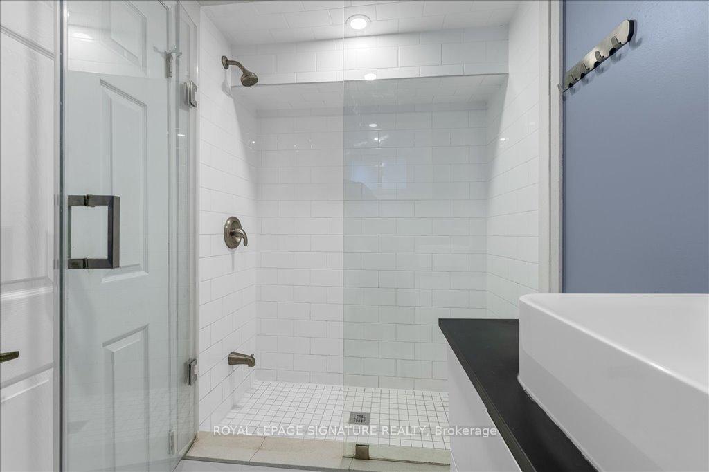 Photo 15 of 480 King William Street, Hamilton, Landsdale — HOMEH