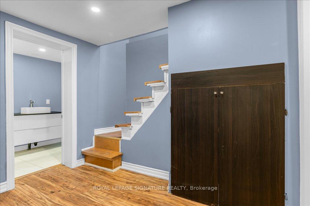 Photo 16 of 480 King William Street, Hamilton, Landsdale — HOMEH