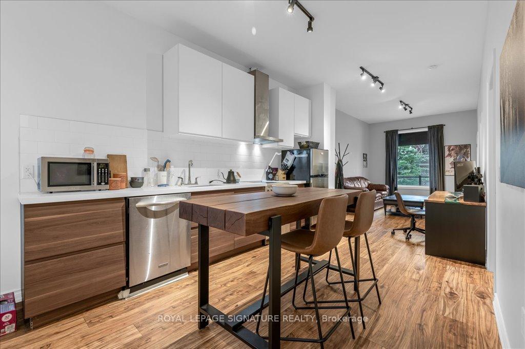 Photo 34 of 480 King William Street, Hamilton, Landsdale — HOMEH