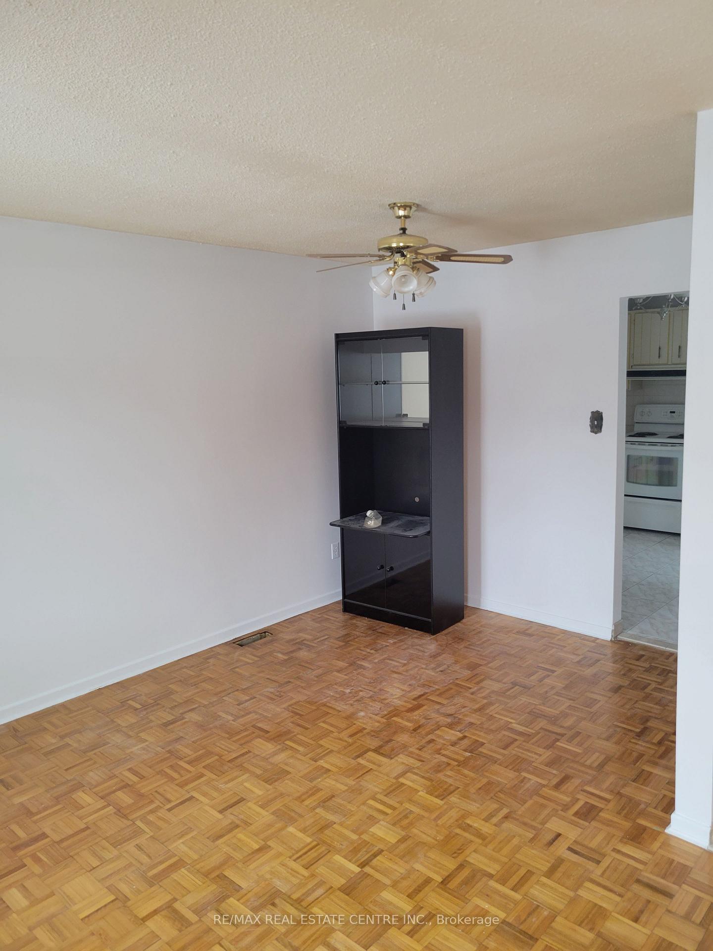 Photo 20 of 13 Archdekin Drive, Brampton, Madoc — HOMEH