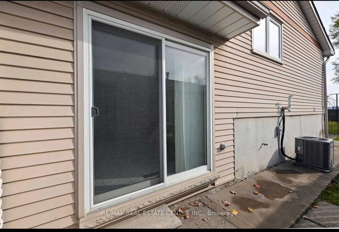 Photo 28 of 13 Archdekin Drive, Brampton, Madoc — HOMEH