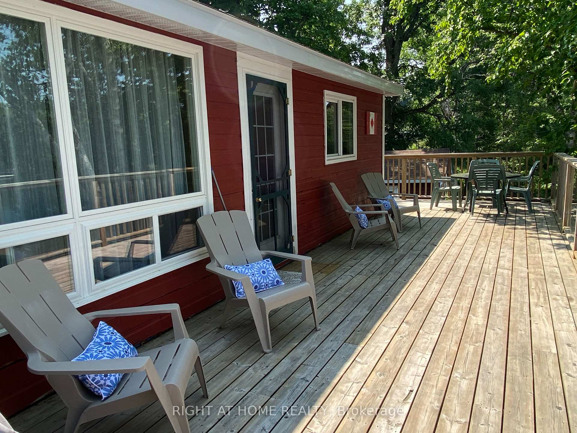 Photo 15 of 104 Lakeside Drive, McKellar — HOMEH