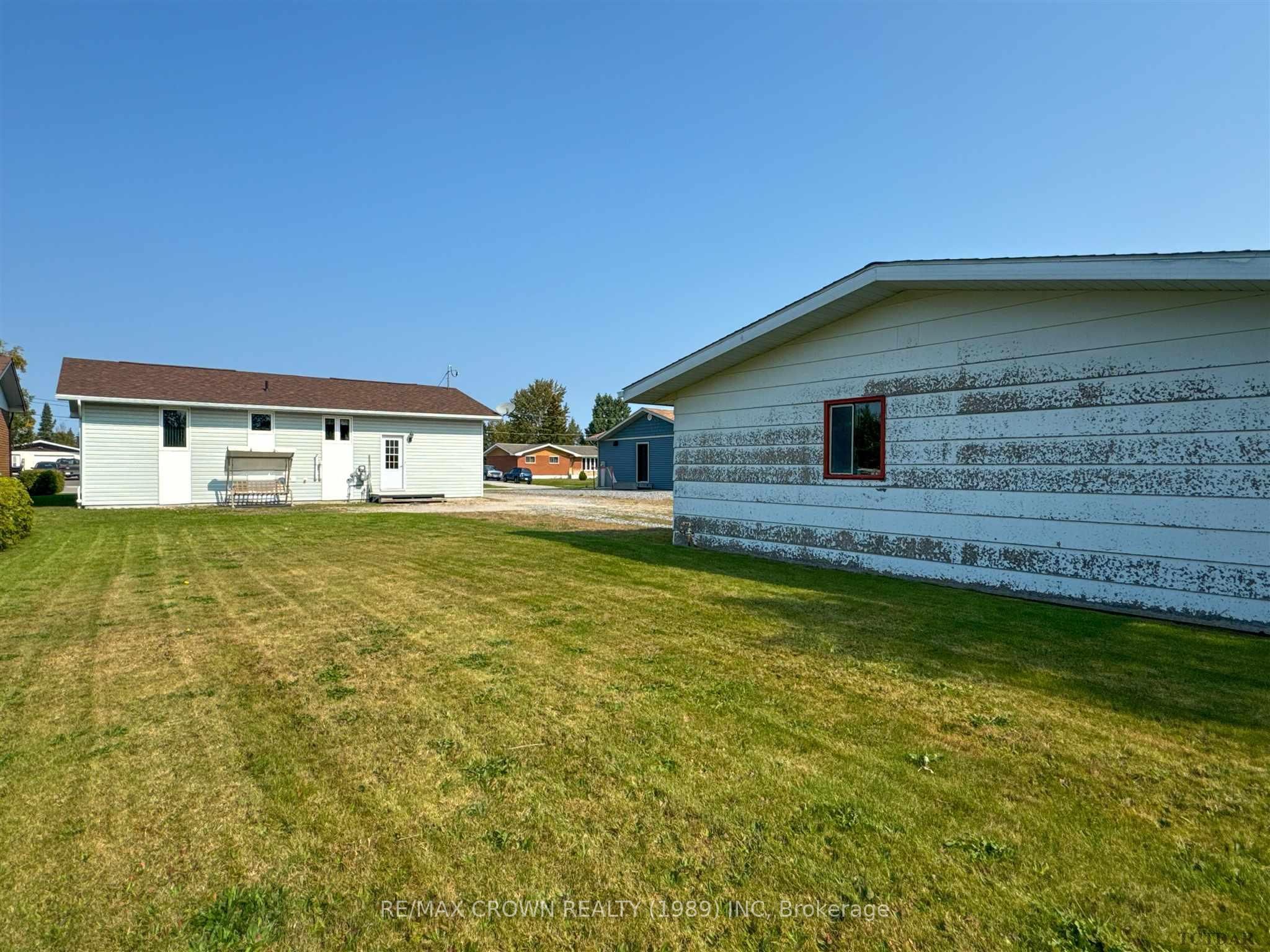 Photo 5 of 1317 Alexandra Street, Hearst — HOMEH
