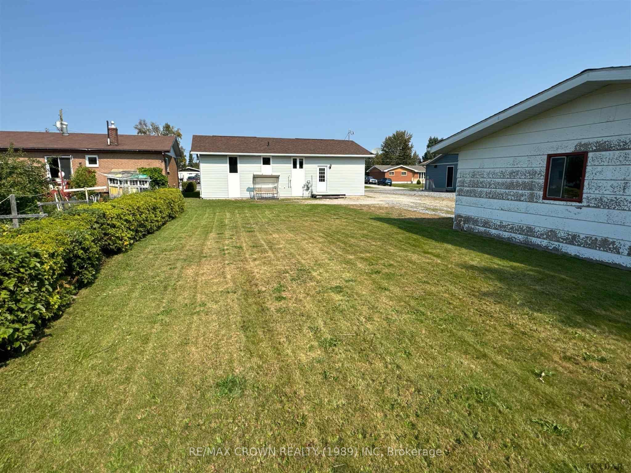 Photo 6 of 1317 Alexandra Street, Hearst — HOMEH