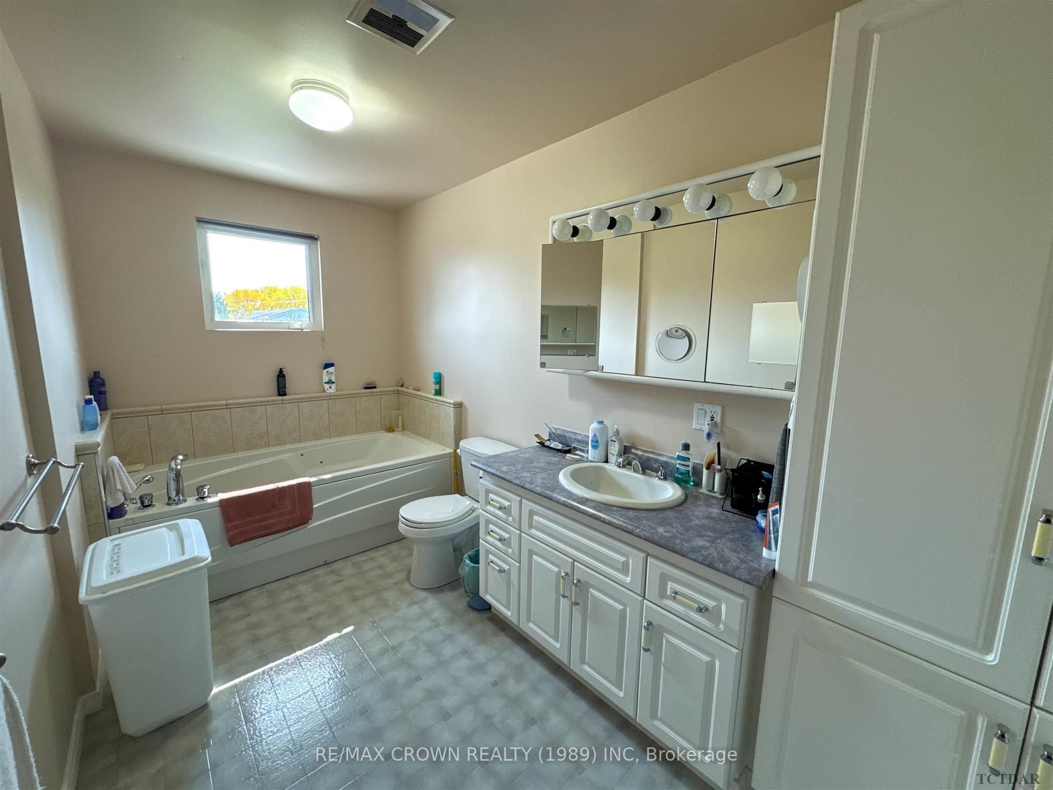 Photo 14 of 1317 Alexandra Street, Hearst — HOMEH