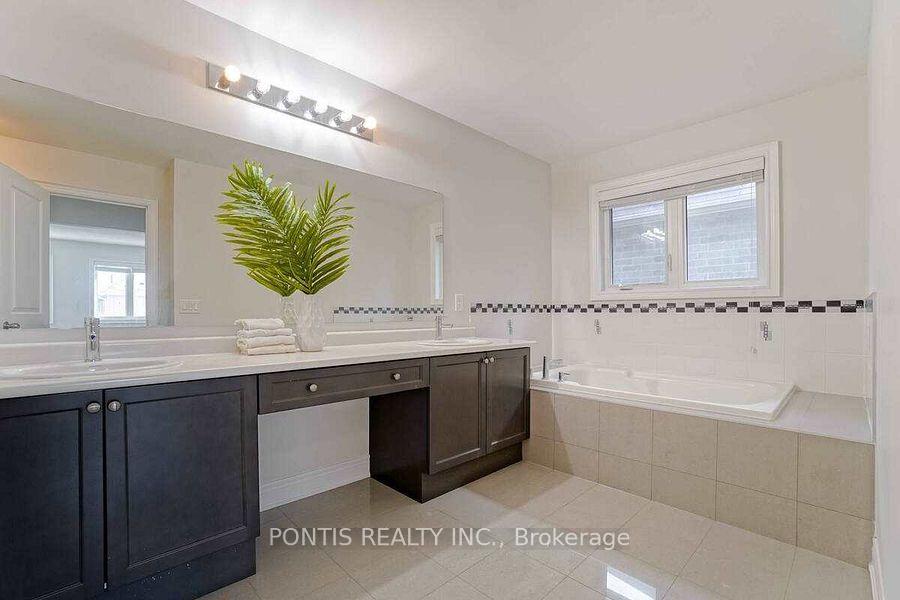 Photo 13 of 20 Danielsgate Road, Brampton, Sandringham-Wellington — HOMEH