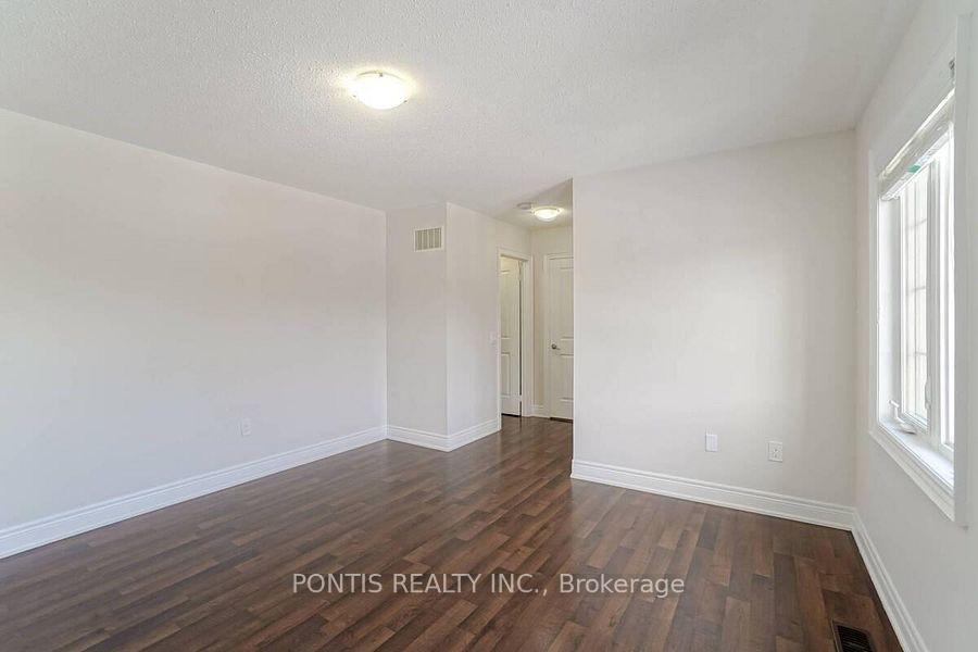 Photo 15 of 20 Danielsgate Road, Brampton, Sandringham-Wellington — HOMEH