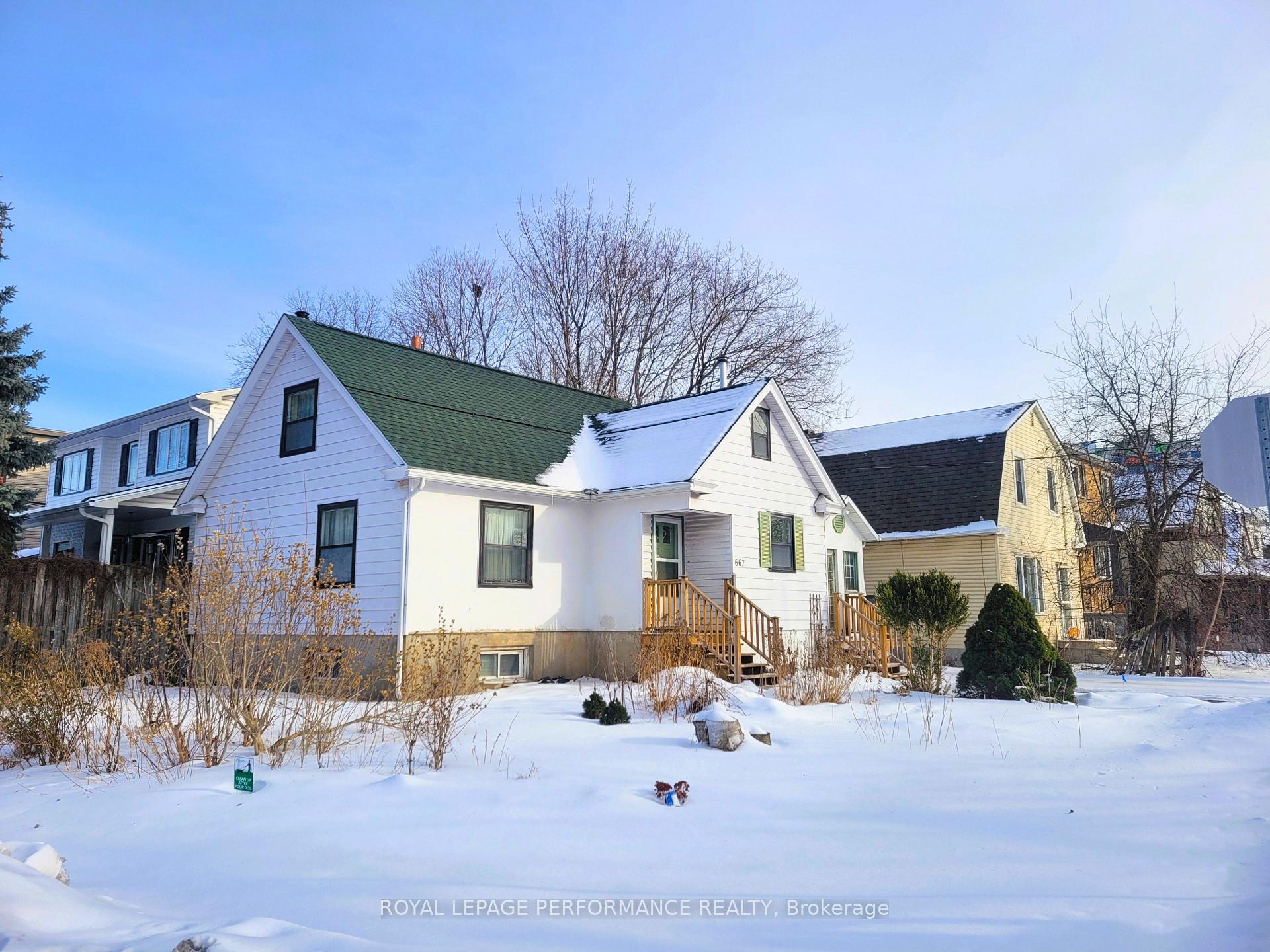 Photo 3 of 667 Melbourne Avenue, Ottawa, Laurentianview — HOMEH