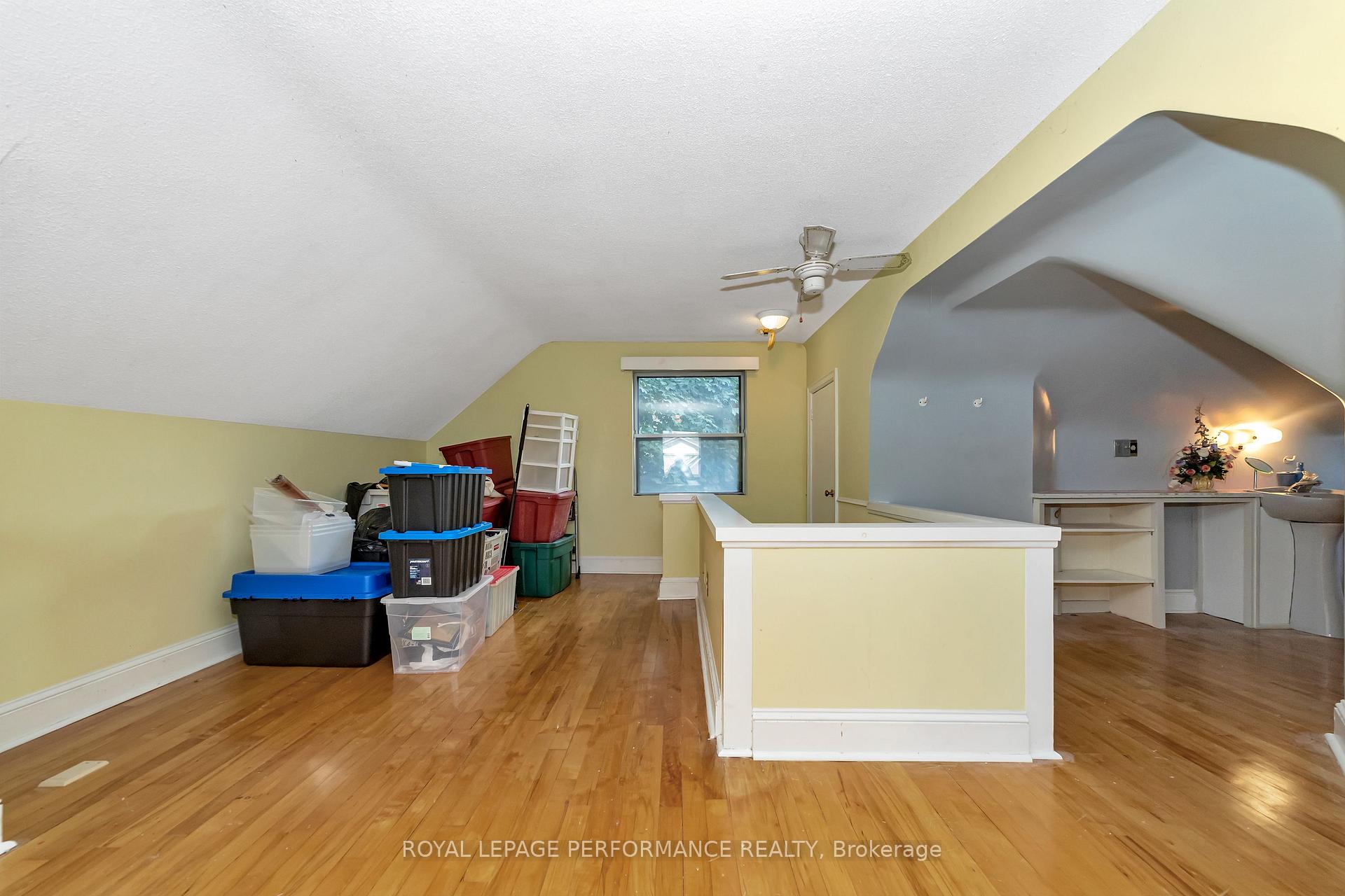 Photo 25 of 667 Melbourne Avenue, Ottawa, Laurentianview — HOMEH