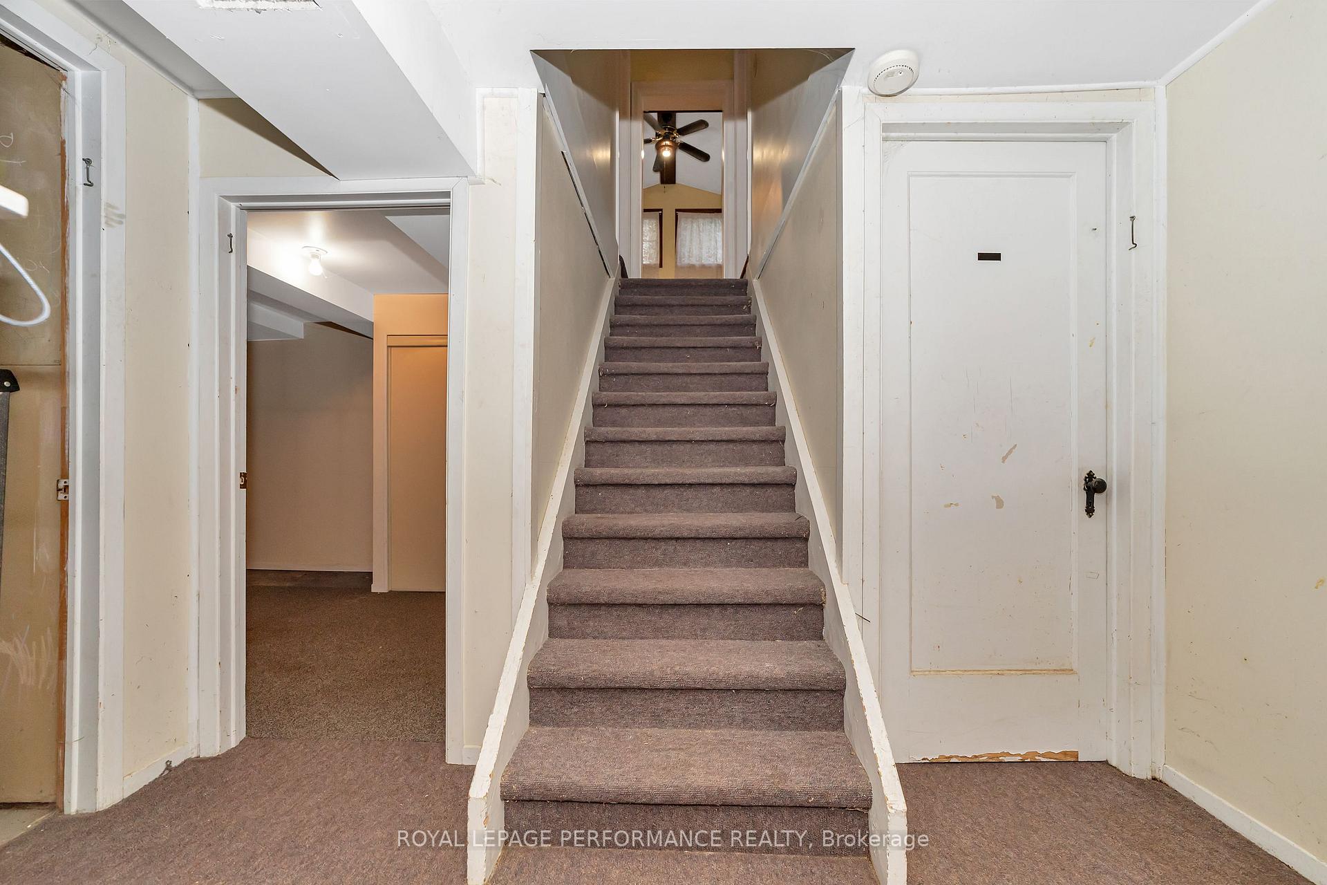 Photo 27 of 667 Melbourne Avenue, Ottawa, Laurentianview — HOMEH