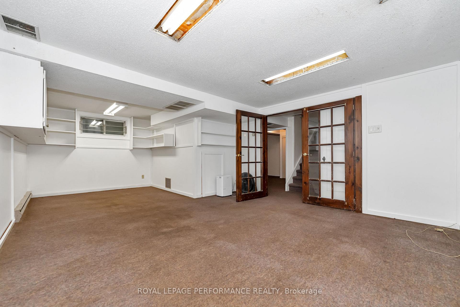 Photo 26 of 667 Melbourne Avenue, Ottawa, Laurentianview — HOMEH