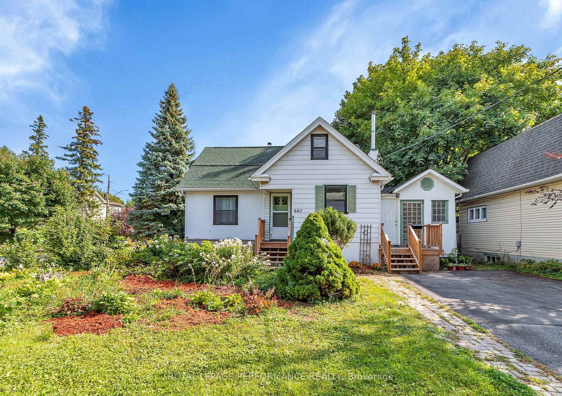 Photo 31 of 667 Melbourne Avenue, Ottawa, Laurentianview — HOMEH