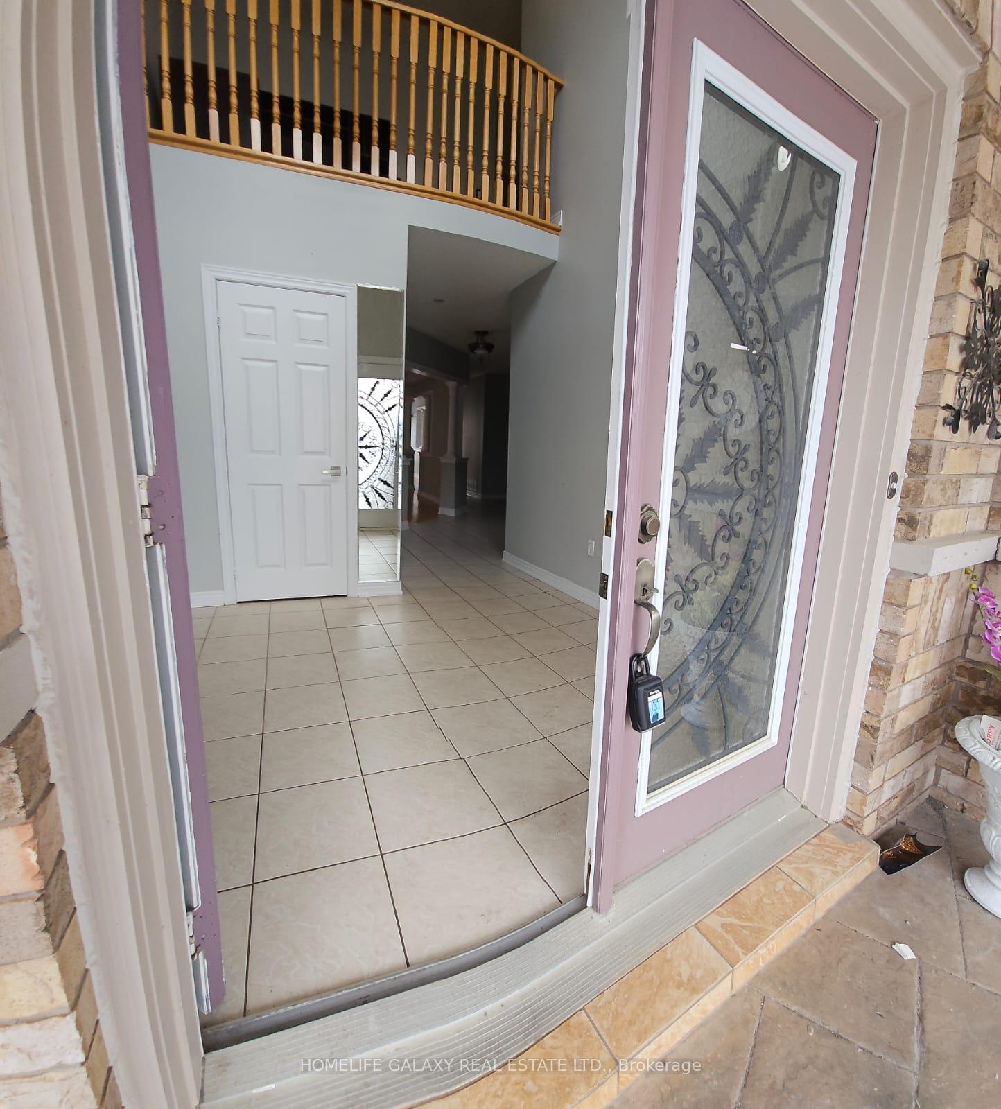 Photo 2 of 6 Lady Belle Crescent, Brampton, Sandringham-Wellington — HOMEH