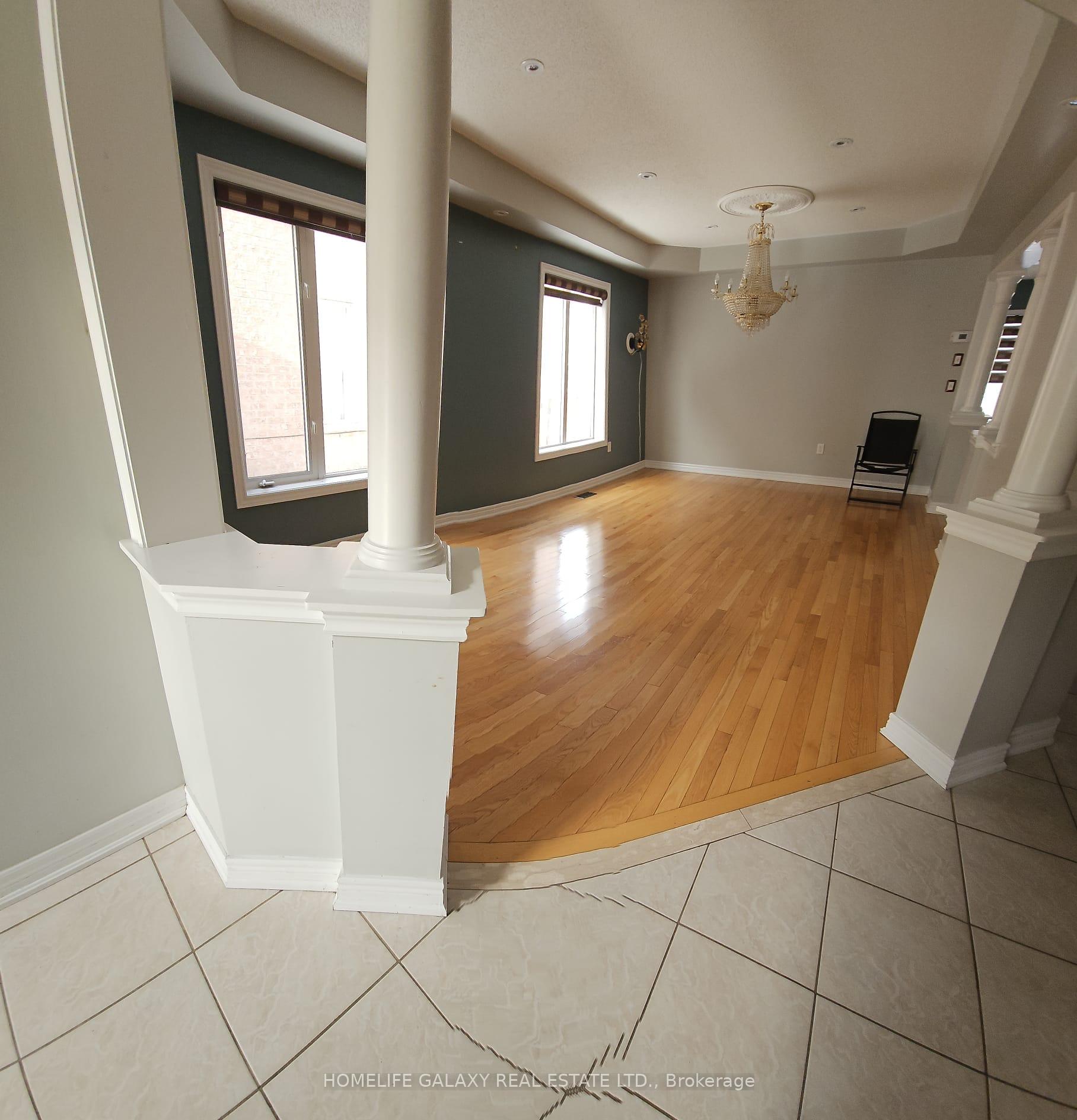 Photo 3 of 6 Lady Belle Crescent, Brampton, Sandringham-Wellington — HOMEH