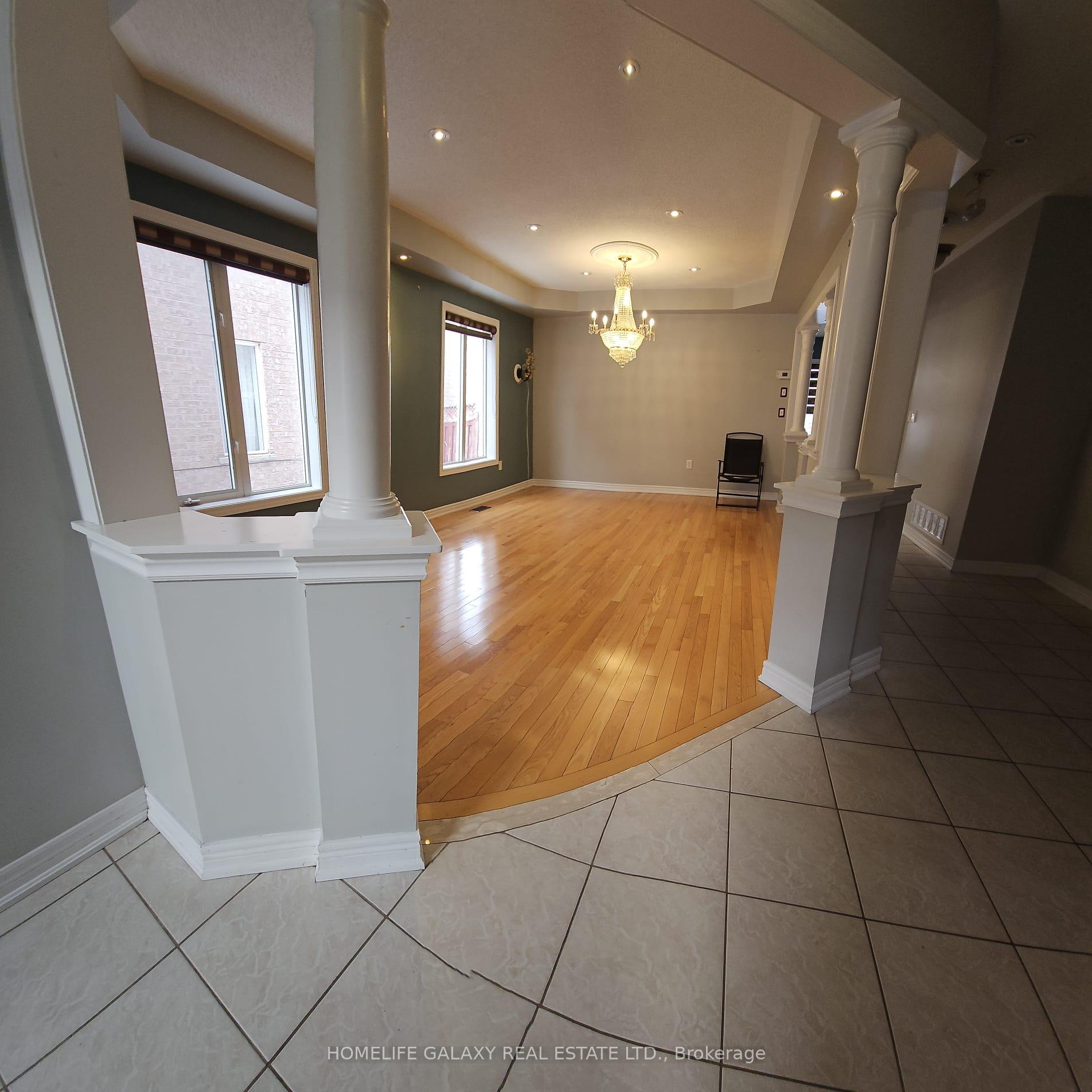 Photo 9 of 6 Lady Belle Crescent, Brampton, Sandringham-Wellington — HOMEH