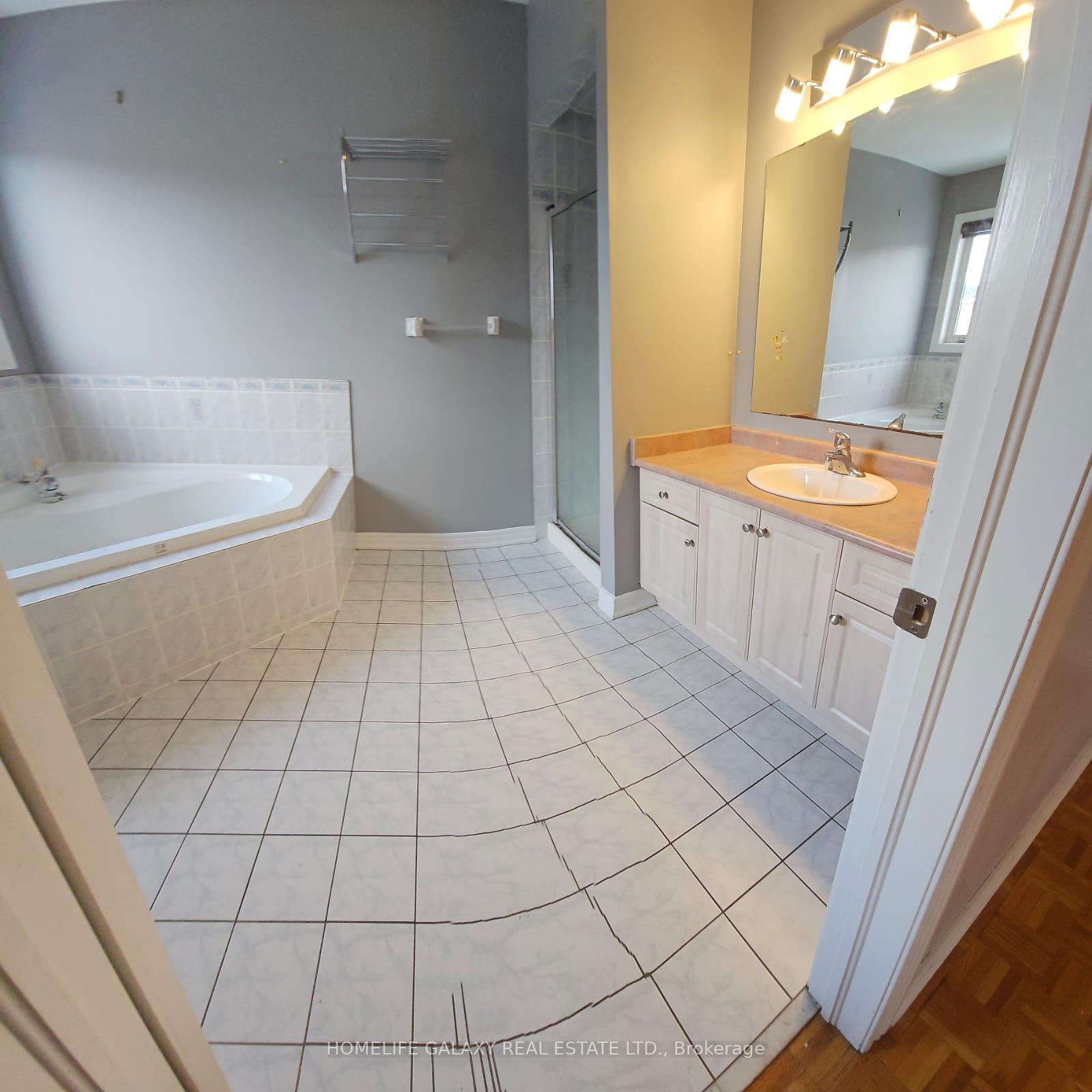 Photo 16 of 6 Lady Belle Crescent, Brampton, Sandringham-Wellington — HOMEH