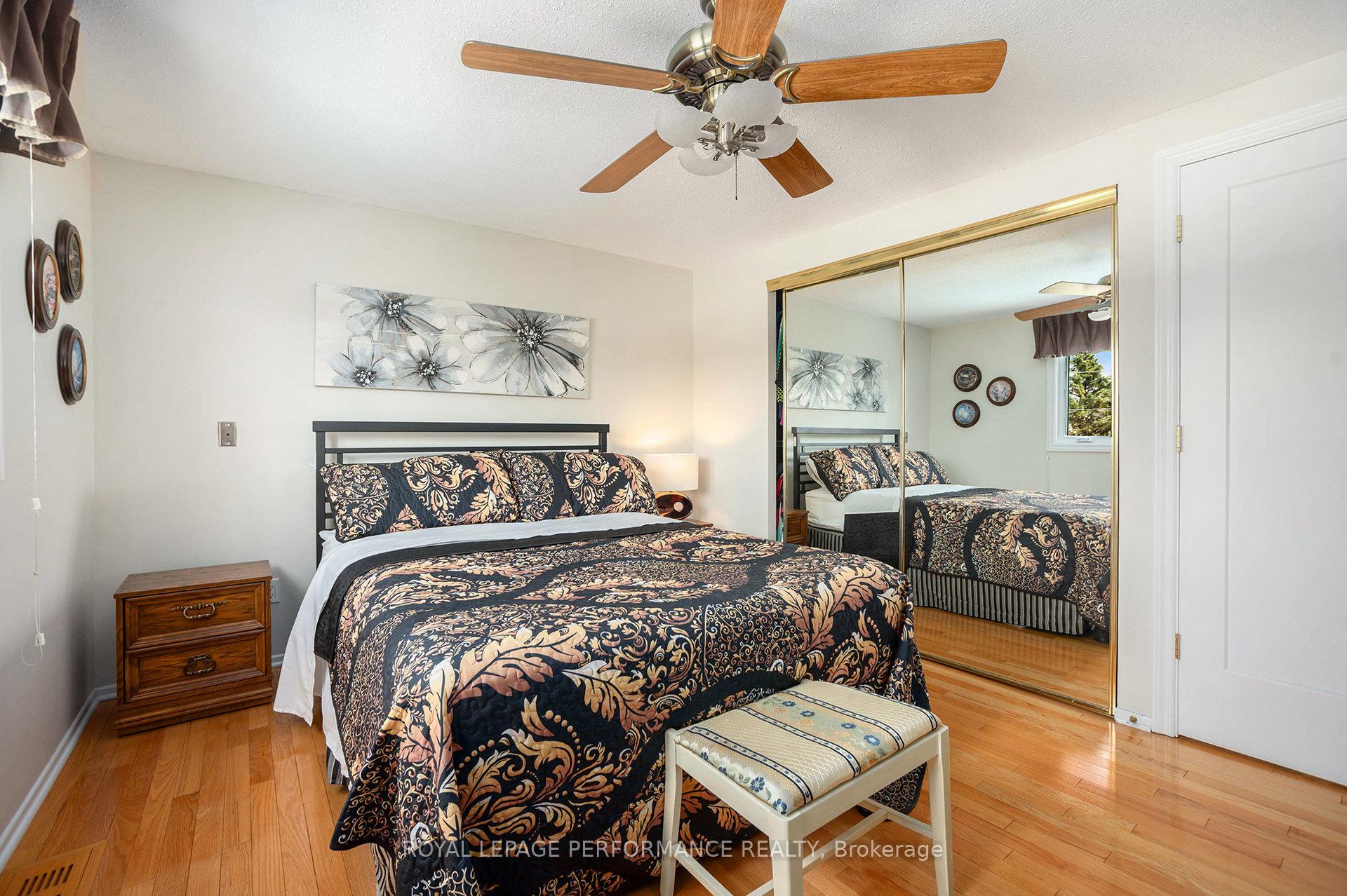 Photo 20 of 4362 Whittaker Crescent, Ottawa, Pineview — HOMEH