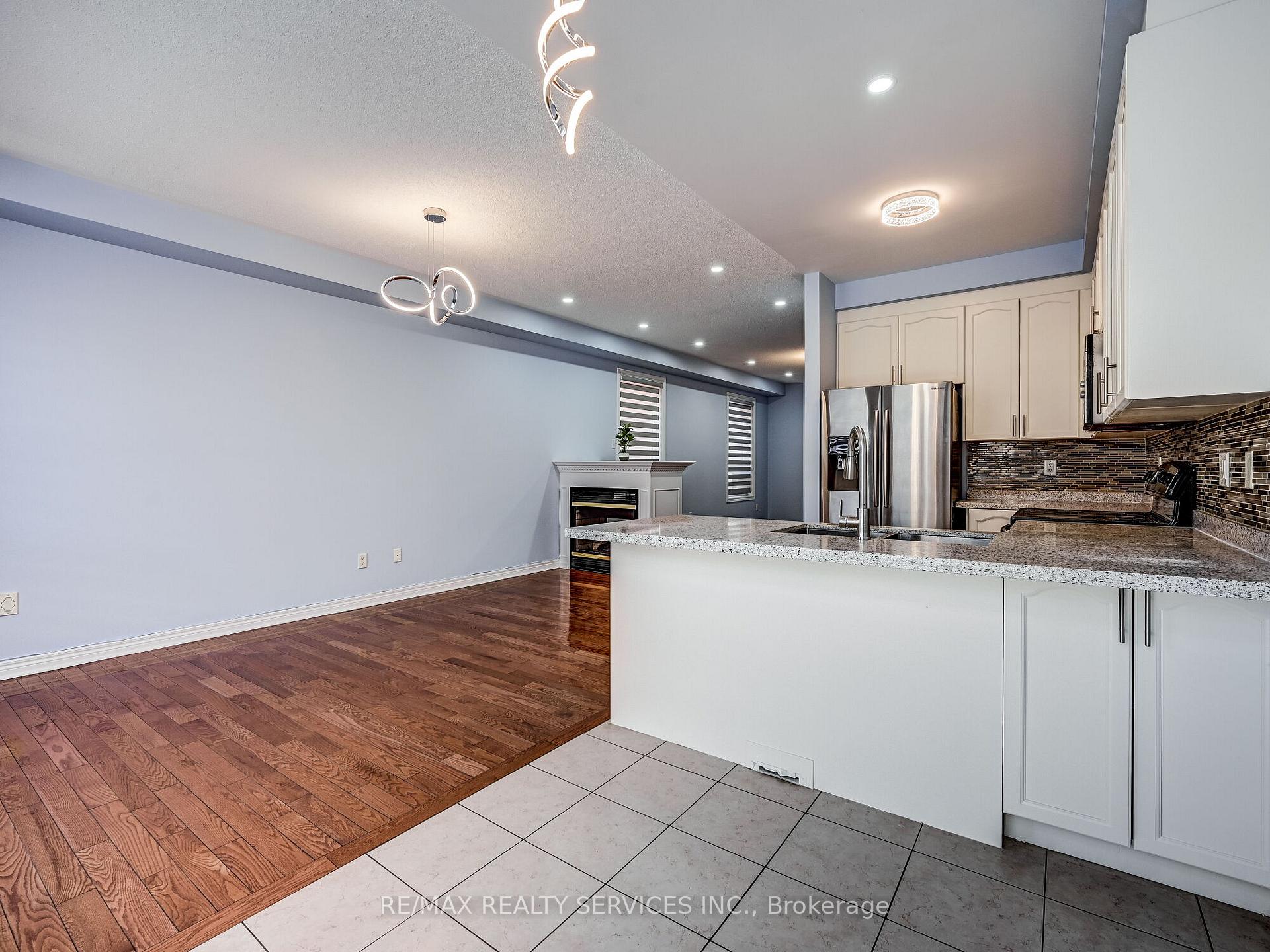 Photo 15 of 114 Rocky Point Crescent, Brampton, Madoc — HOMEH