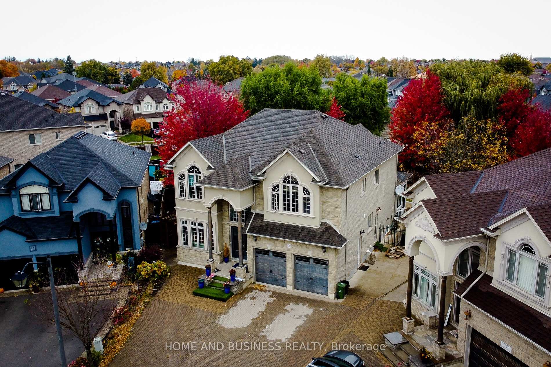 Front of 15 Donatello Court