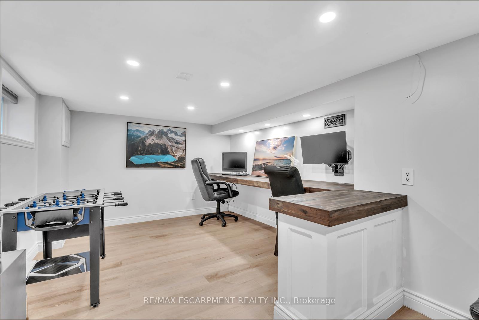 Photo 28 of 120 Vale Avenue, St. Catharines, Downtown — HOMEH