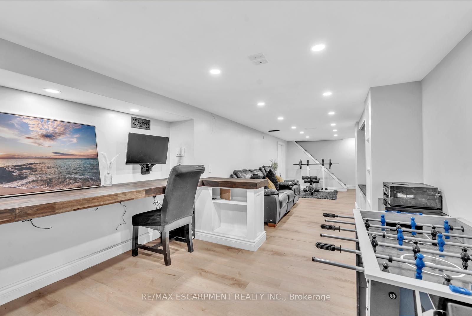 Photo 30 of 120 Vale Avenue, St. Catharines, Downtown — HOMEH