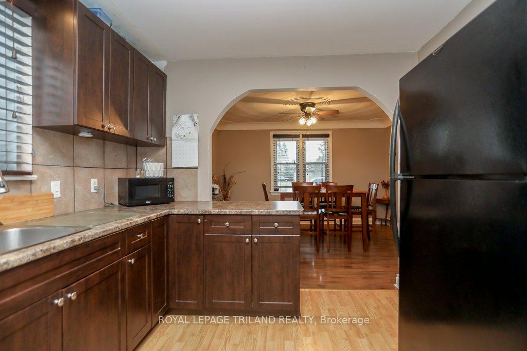 Photo 10 of 152 Hughes Street, St. Thomas — HOMEH