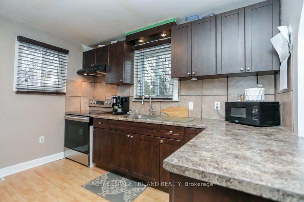 Photo 11 of 152 Hughes Street, St. Thomas — HOMEH