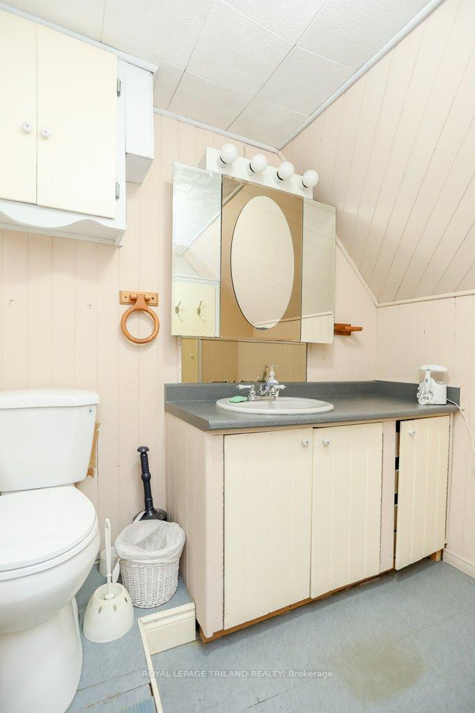 Photo 15 of 152 Hughes Street, St. Thomas — HOMEH