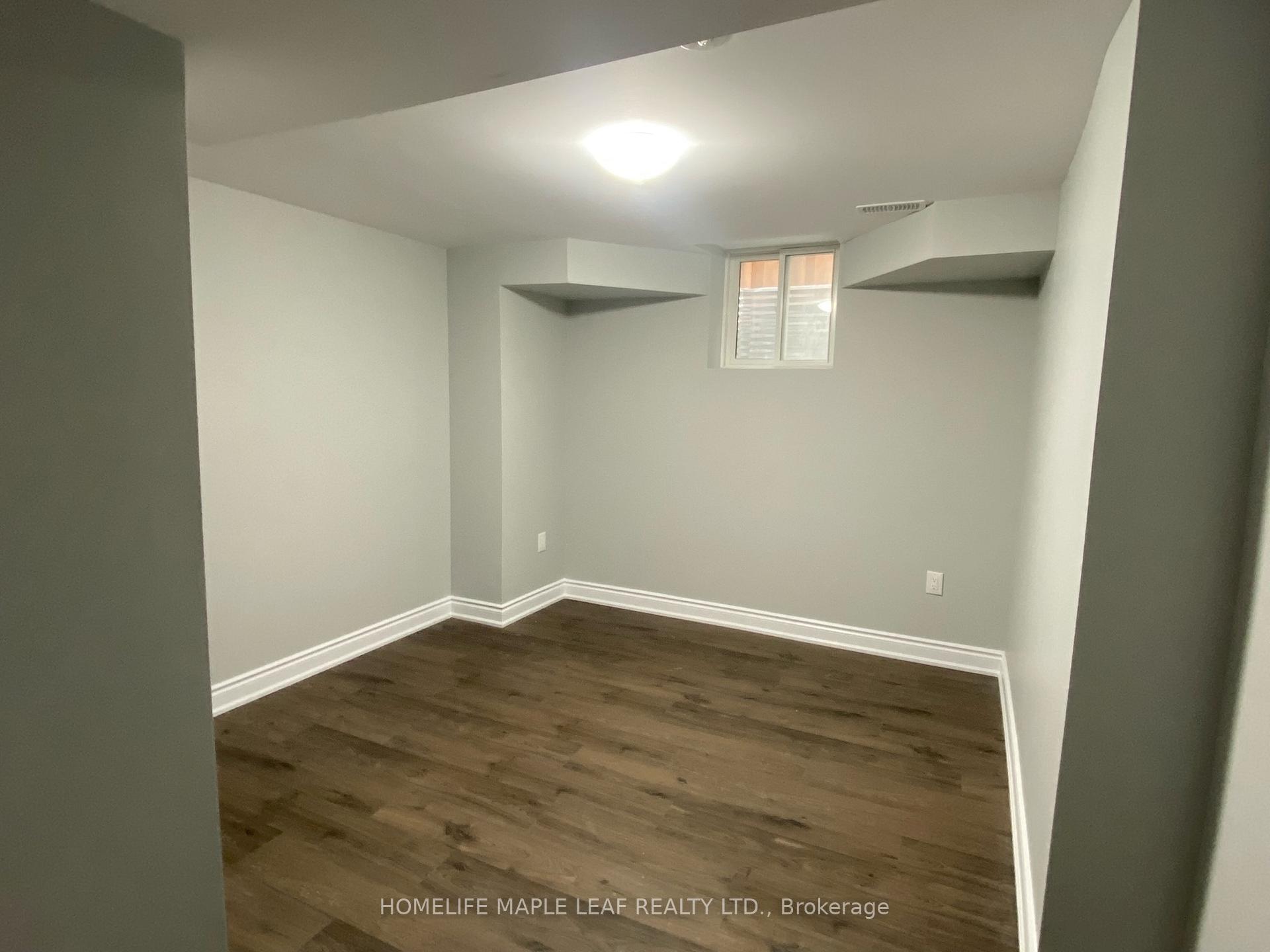 Photo 5 of 129 Rainforest Drive S, Brampton, Sandringham-Wellington — HOMEH