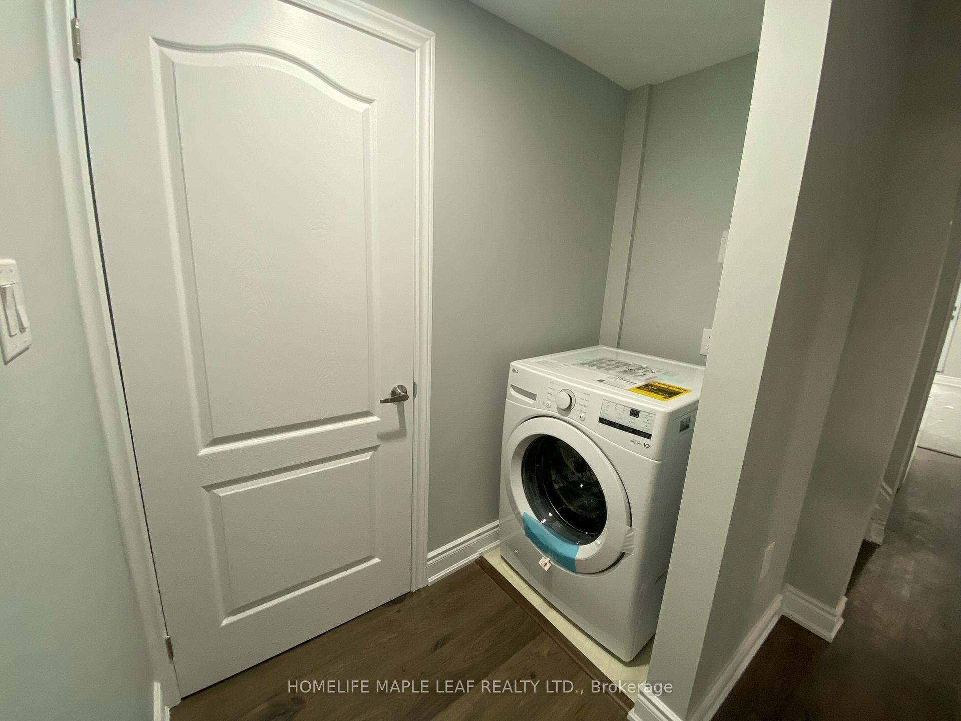 Photo 14 of 129 Rainforest Drive S, Brampton, Sandringham-Wellington — HOMEH