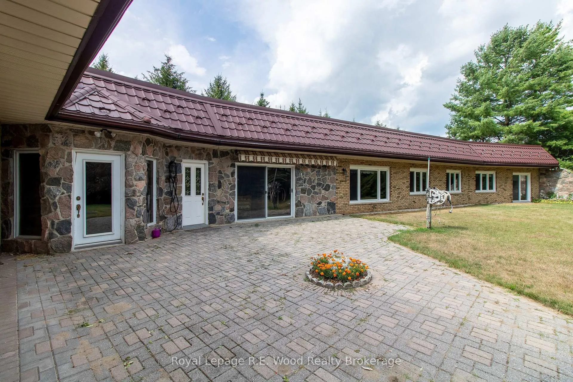 Photo 2 of 4974 Marion Street, Thames Centre, Rural Thames Centre — HOMEH