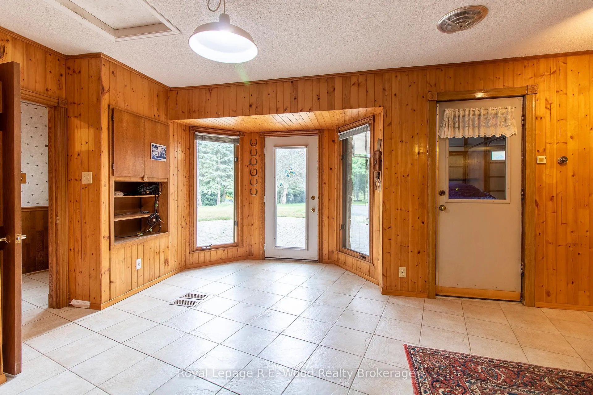 Photo 4 of 4974 Marion Street, Thames Centre, Rural Thames Centre — HOMEH