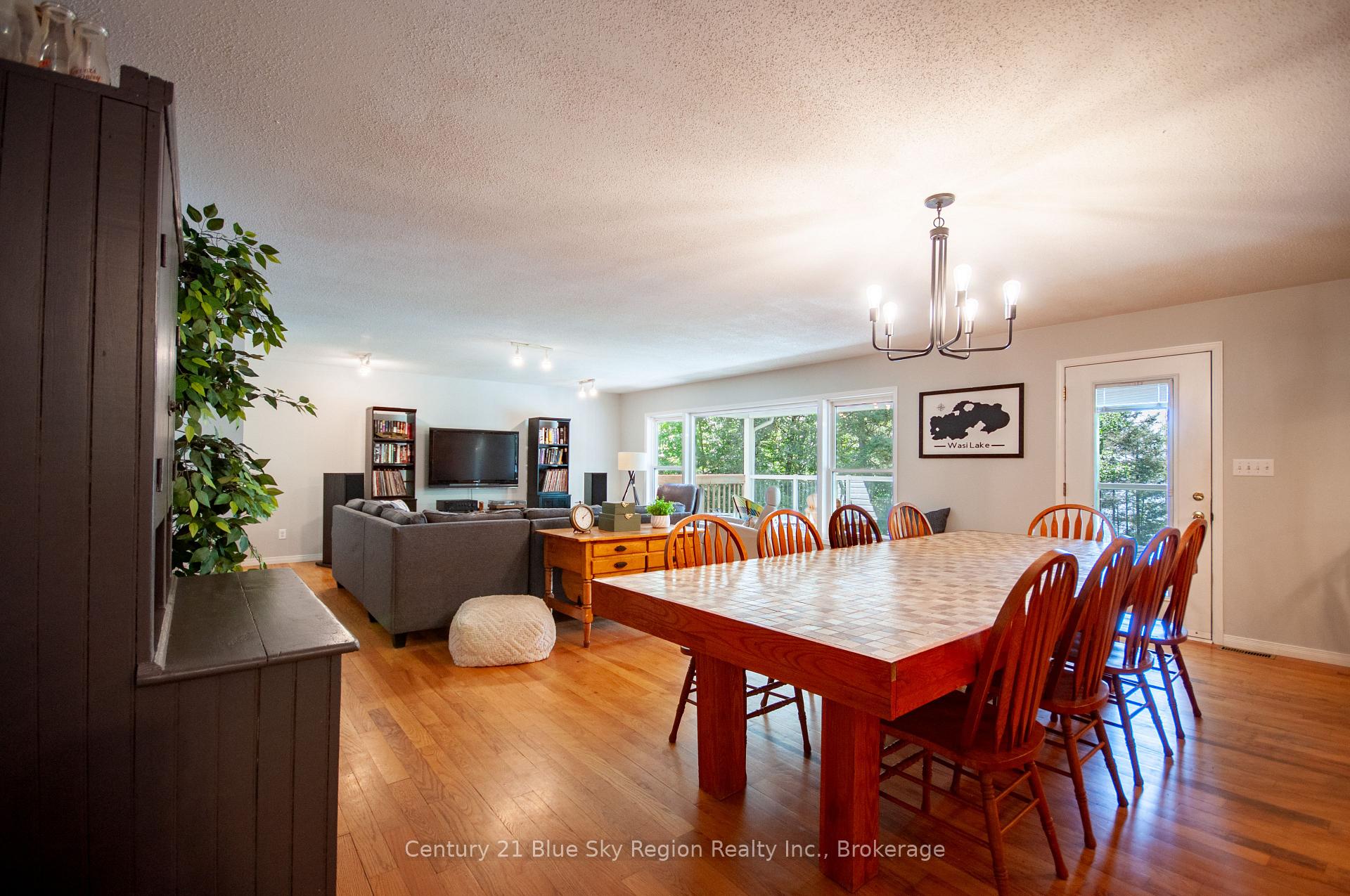 Photo 9 of 501 Golf Course Road, Chisholm — HOMEH