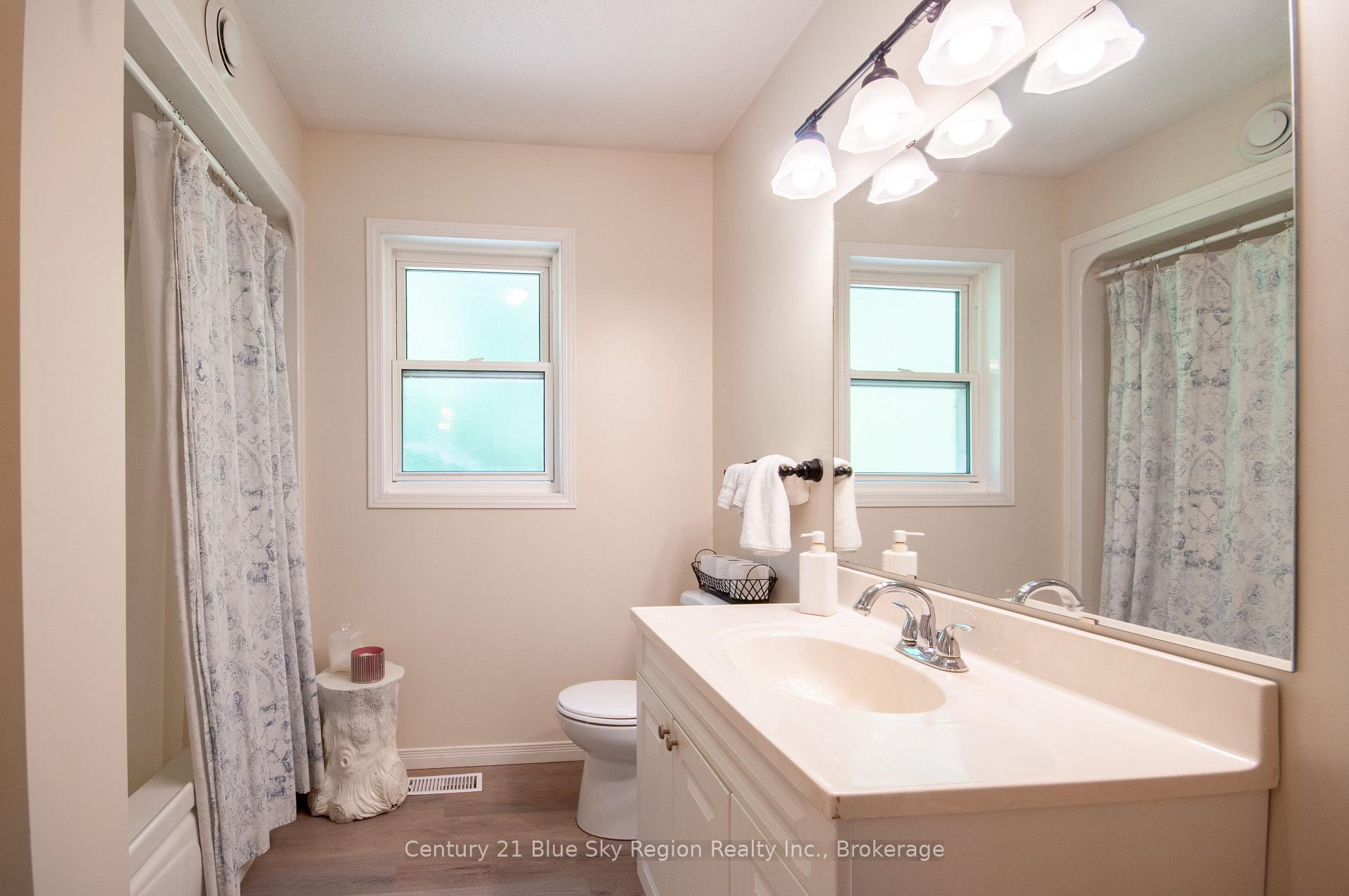 Photo 20 of 501 Golf Course Road, Chisholm — HOMEH