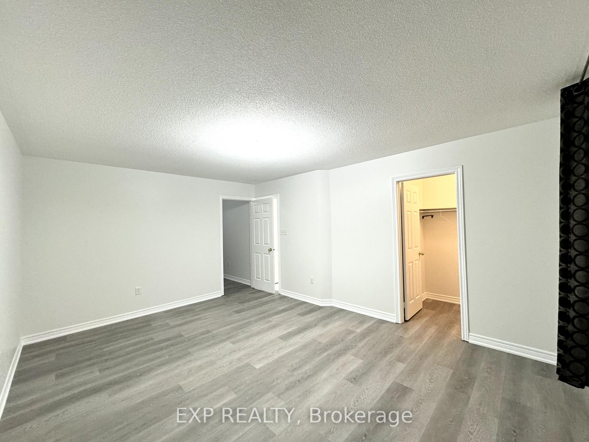 Photo 12 of 84 Crumlin Crescent, Brampton, Credit Valley — HOMEH