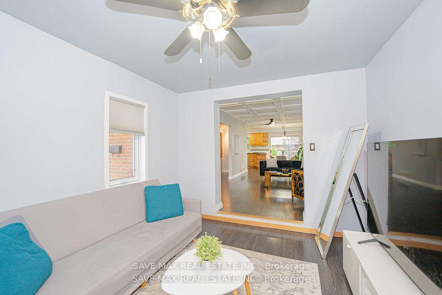 Photo 13 of 181 Sunforest Drive, Brampton, Heart Lake West — HOMEH