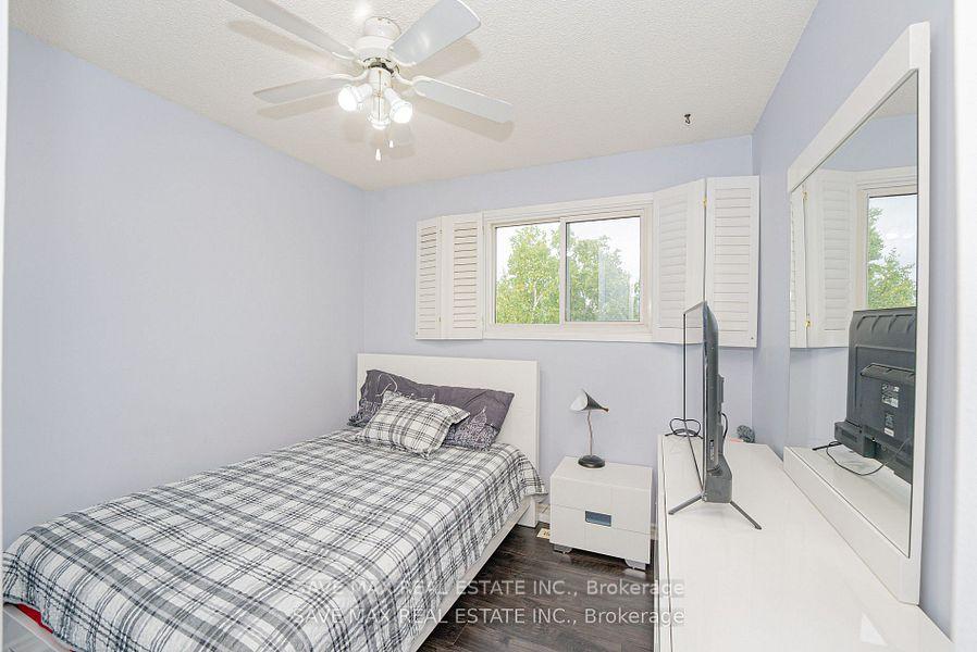 Photo 24 of 181 Sunforest Drive, Brampton, Heart Lake West — HOMEH