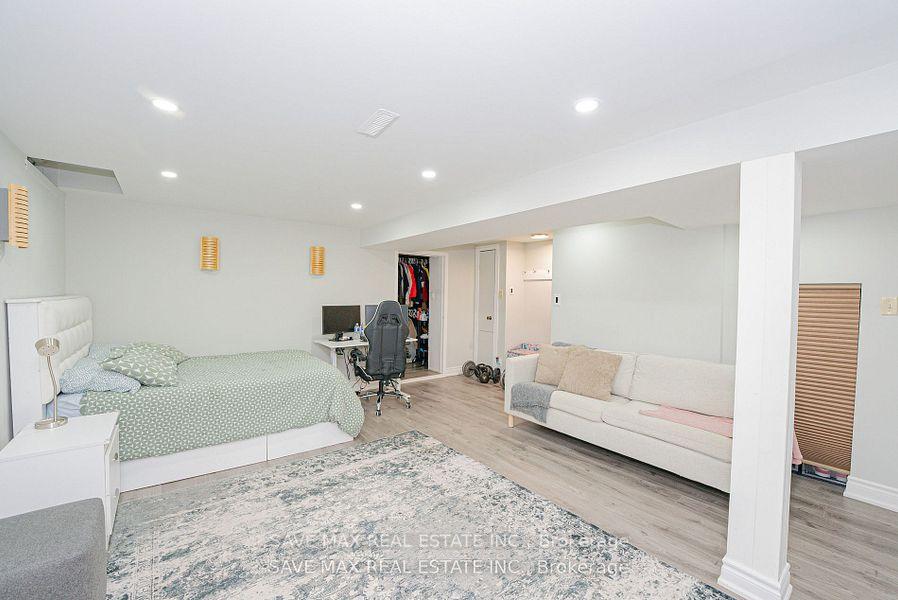 Photo 32 of 181 Sunforest Drive, Brampton, Heart Lake West — HOMEH
