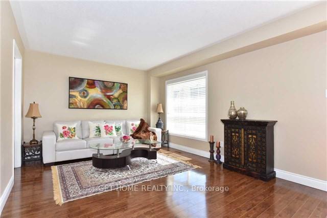 Photo 4 of 28 Irene Crescent, Brampton, Fletcher's Meadow — HOMEH