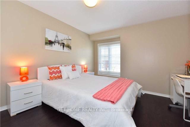Photo 8 of 28 Irene Crescent, Brampton, Fletcher's Meadow — HOMEH