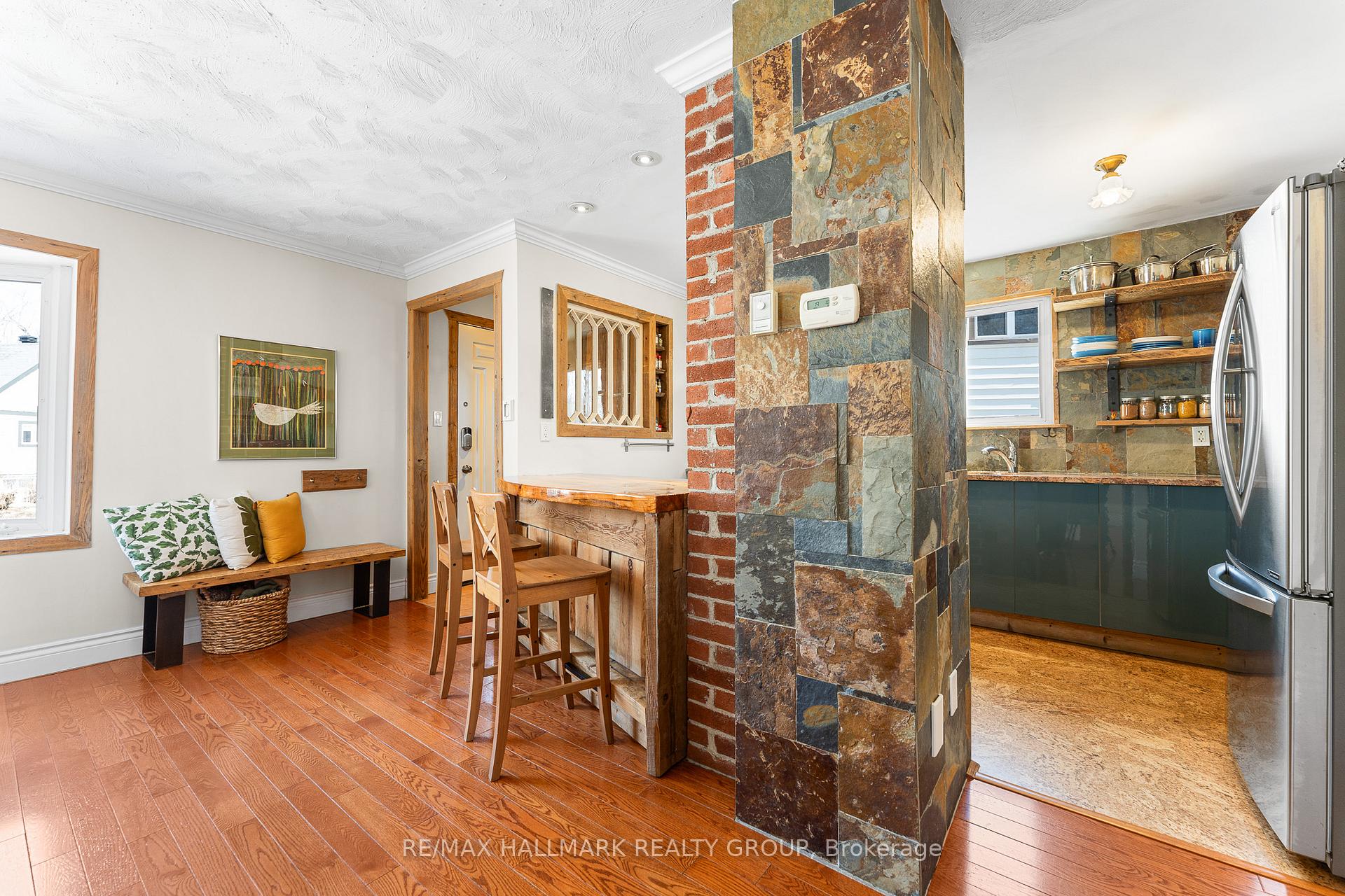 Photo 7 of 79 Crown Crescent, Ottawa, Carlington — HOMEH