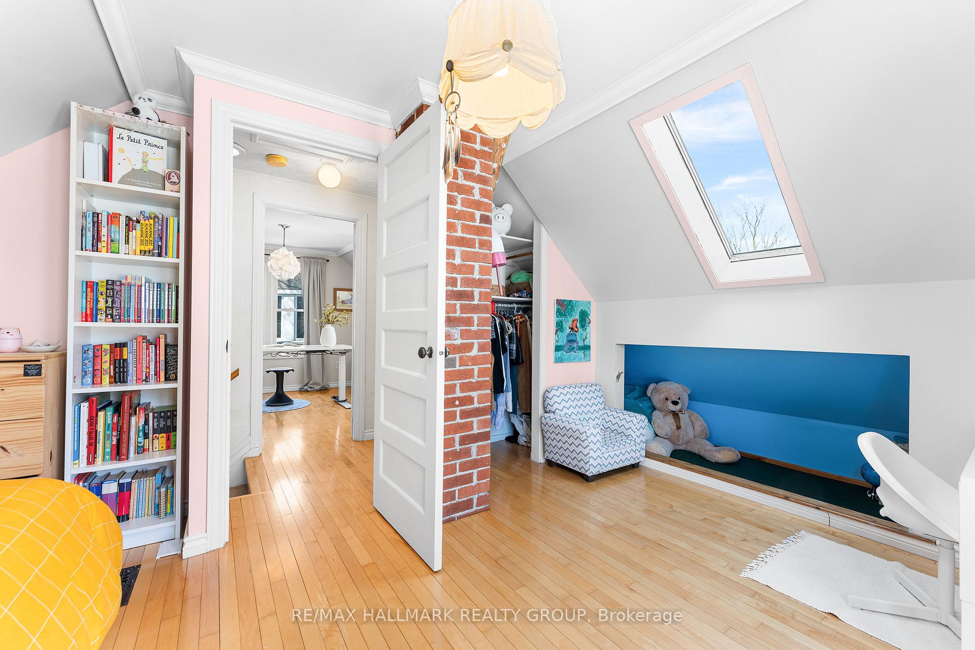Photo 27 of 79 Crown Crescent, Ottawa, Carlington — HOMEH