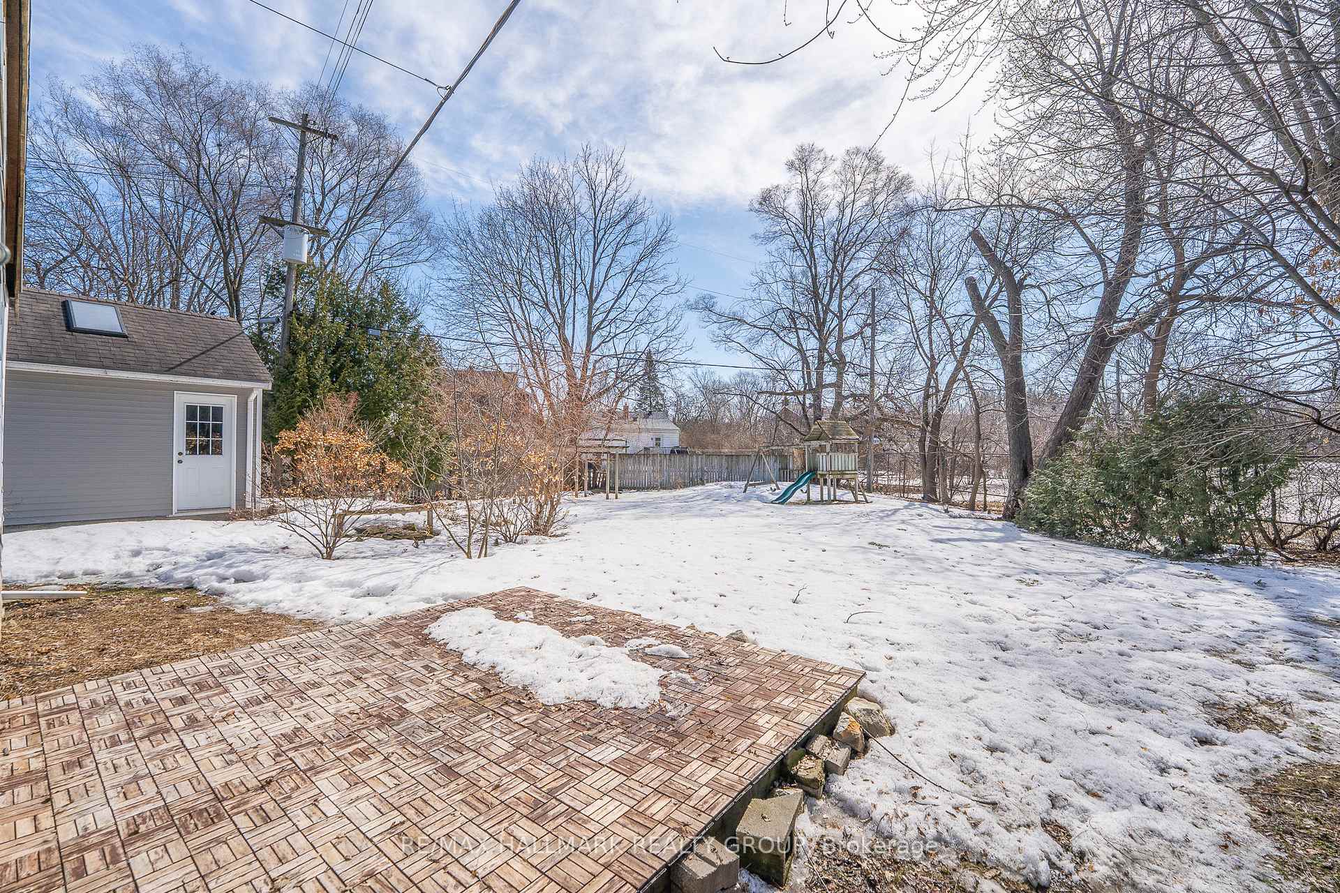 Photo 34 of 79 Crown Crescent, Ottawa, Carlington — HOMEH
