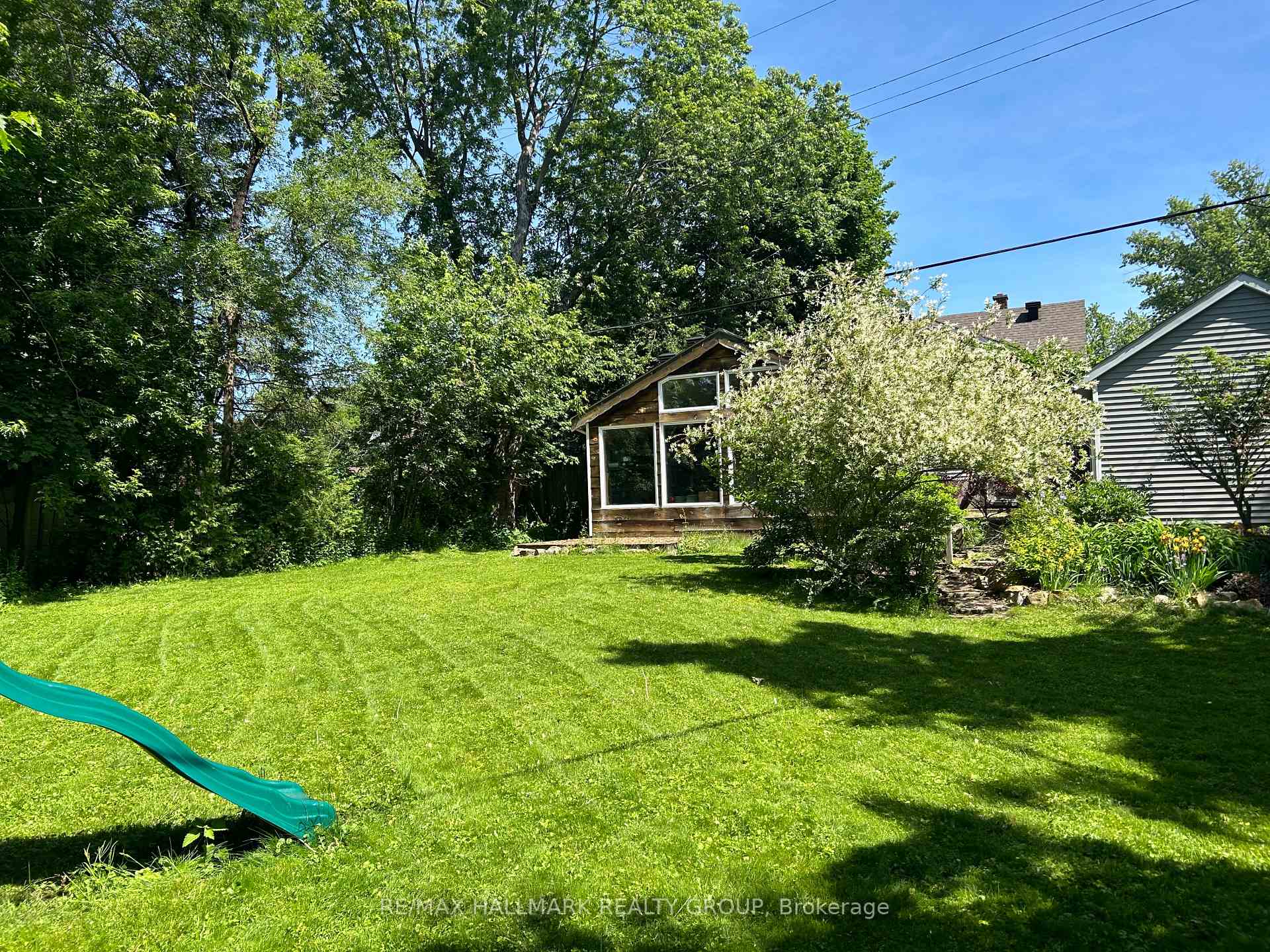 Photo 40 of 79 Crown Crescent, Ottawa, Carlington — HOMEH