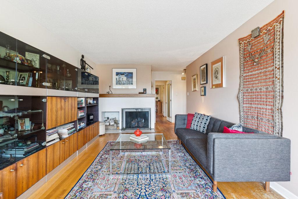 Photo 11 of 17 Mulvagh Avenue, Ottawa, Borden Farm/Stewart Farm/Carleton Heights/Parkwood Hills — HOMEH