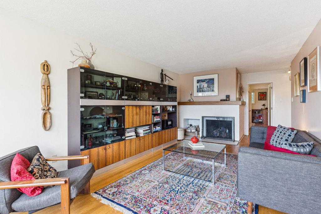 Photo 13 of 17 Mulvagh Avenue, Ottawa, Borden Farm/Stewart Farm/Carleton Heights/Parkwood Hills — HOMEH