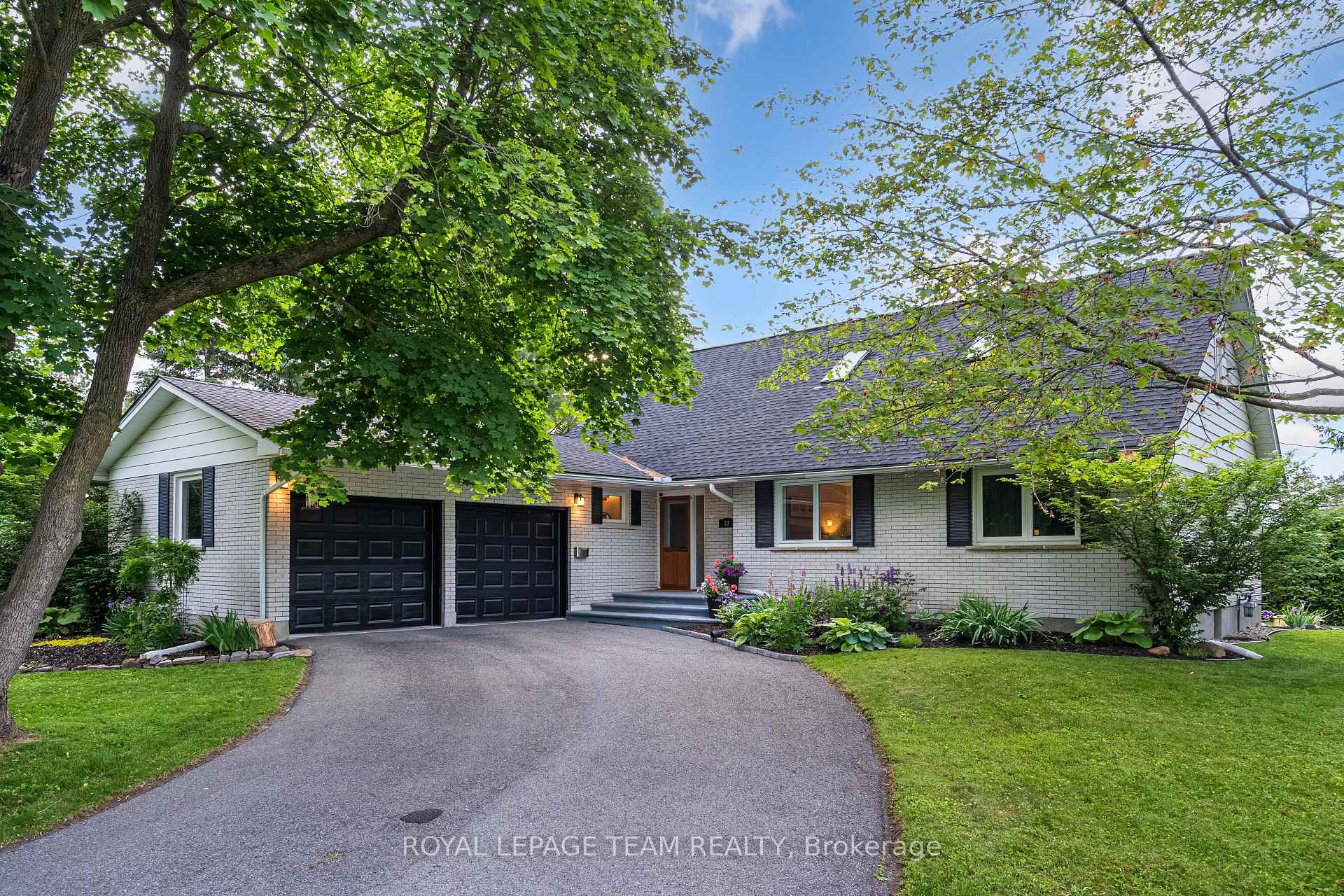 Photo 3 of 37 Promenade Avenue, Ottawa, Pineglen/Country Place — HOMEH