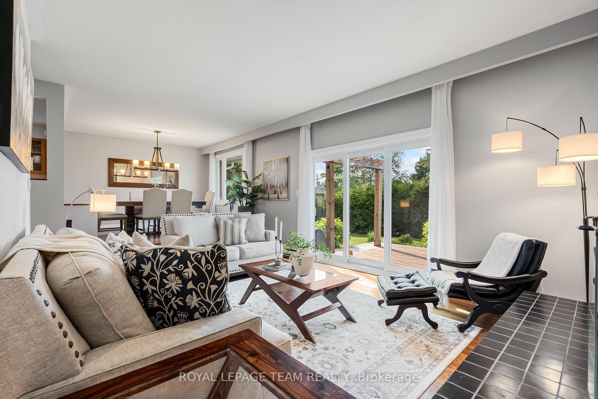 Photo 15 of 37 Promenade Avenue, Ottawa, Pineglen/Country Place — HOMEH