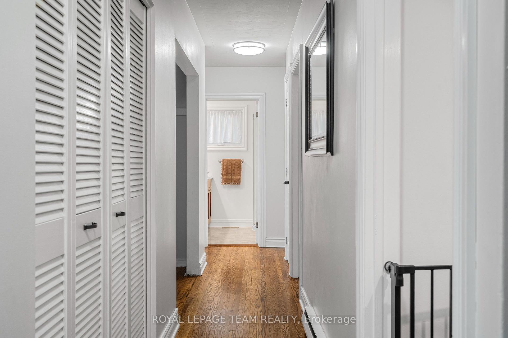 Photo 18 of 37 Promenade Avenue, Ottawa, Pineglen/Country Place — HOMEH