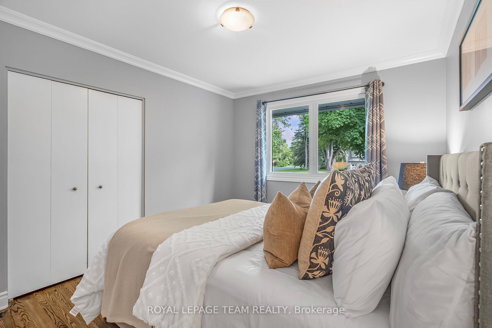 Photo 20 of 37 Promenade Avenue, Ottawa, Pineglen/Country Place — HOMEH